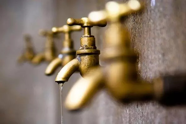 ۴ درصد خانوار بدمصرف تهرانی ۹ درصد آب شرب را اتلاف می‌کنند/ برنامه برخورد با بدمصرف‌ها چیست؟