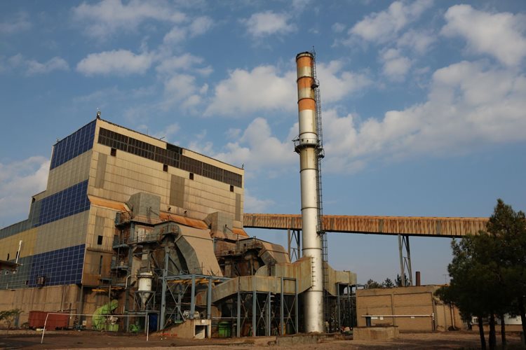پایداری تولید برق نیروگاه زرند در گذر موفق از پیک تابستان