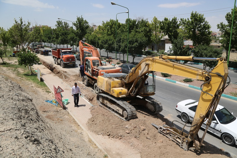 اجرای بیش از ۲۴۰ کیلومتر لوله‌گذاری آب در استان اصفهان