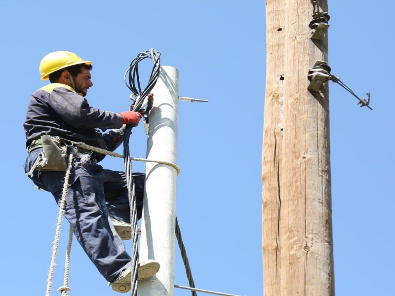 ۱۱۹ پروژه توزیع برق شهرستان اسکو تبریز بهره‌برداری شد