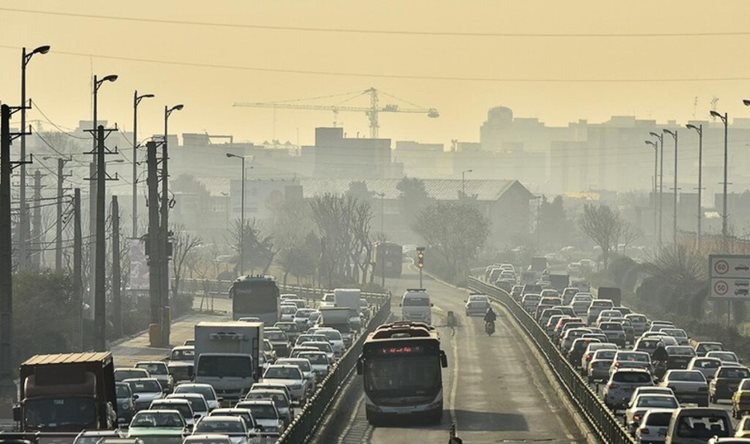 ترافیک تهران عامل مسمومیت و قاتل ریه شهروندان/ مازوت علت آلودگی هوای پایتخت نیست