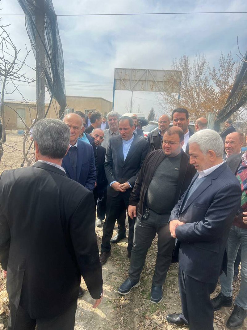 بازدید وزیر منابع آب عراق از پروژه‌های آبیاری زیرسطحی مزرعه آستان قدس رضوی