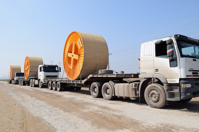 کابل های برق دفنی در شبکه برق خوزستان نصب می شوند