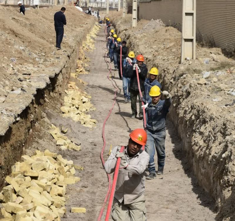 اجرای ۲۰ کیلومتر کابل‌کشی شبکه برق در اراک