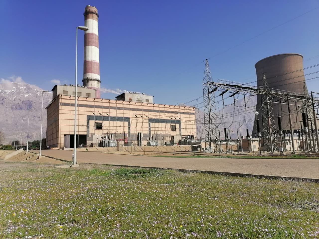میزان تولید برق نیروگاه بیستون از مرز ۳٫۳ میلیارد کیلووات ساعت گذشت