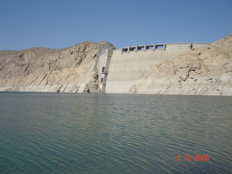 کاهش ذخیره آبی سدهای بزرگ استان مرکزی/ پایداری تأمین آب، نیازمند همراهی مردم است