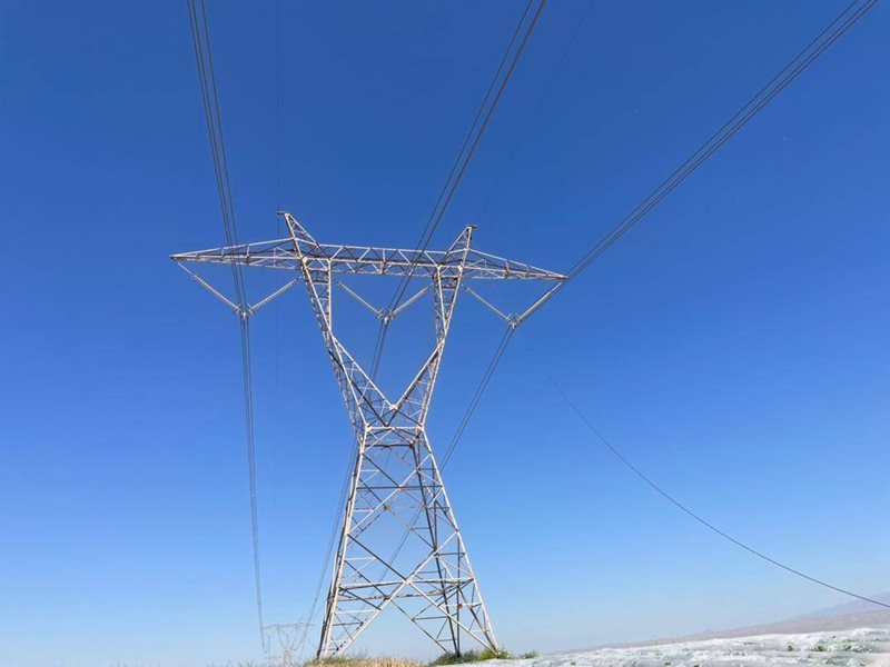 آغاز عملیات اجرایی نصب ۱۰۰ کیلومتر فیبر نوری در برق خوزستان