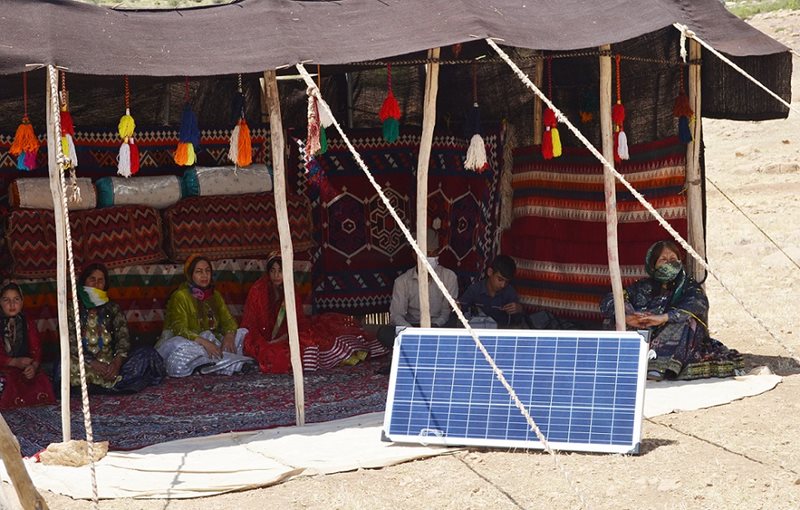 ۲۵۵۰ سامانه برق خورشیدی به عشایر استان فارس واگذار می‌شود