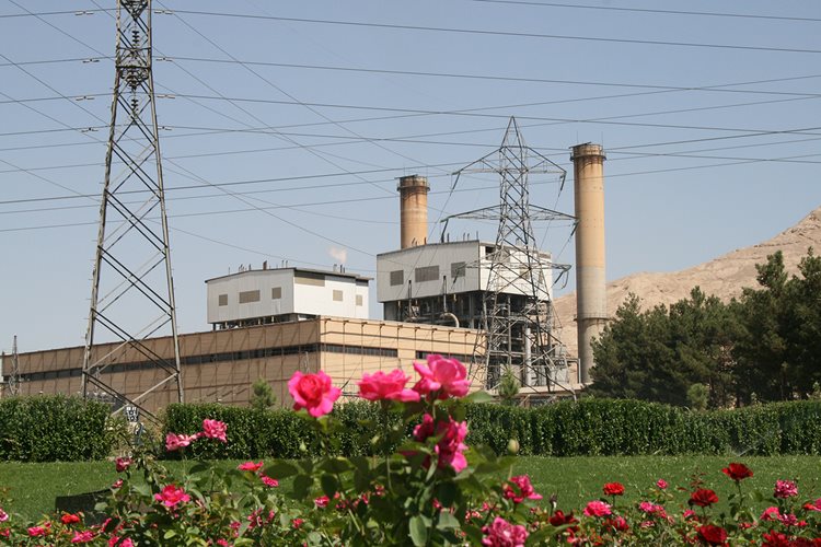 بیش از ۶۰۰ میلیون کیلووات برق توسط نیروگاه اصفهان تولید شد