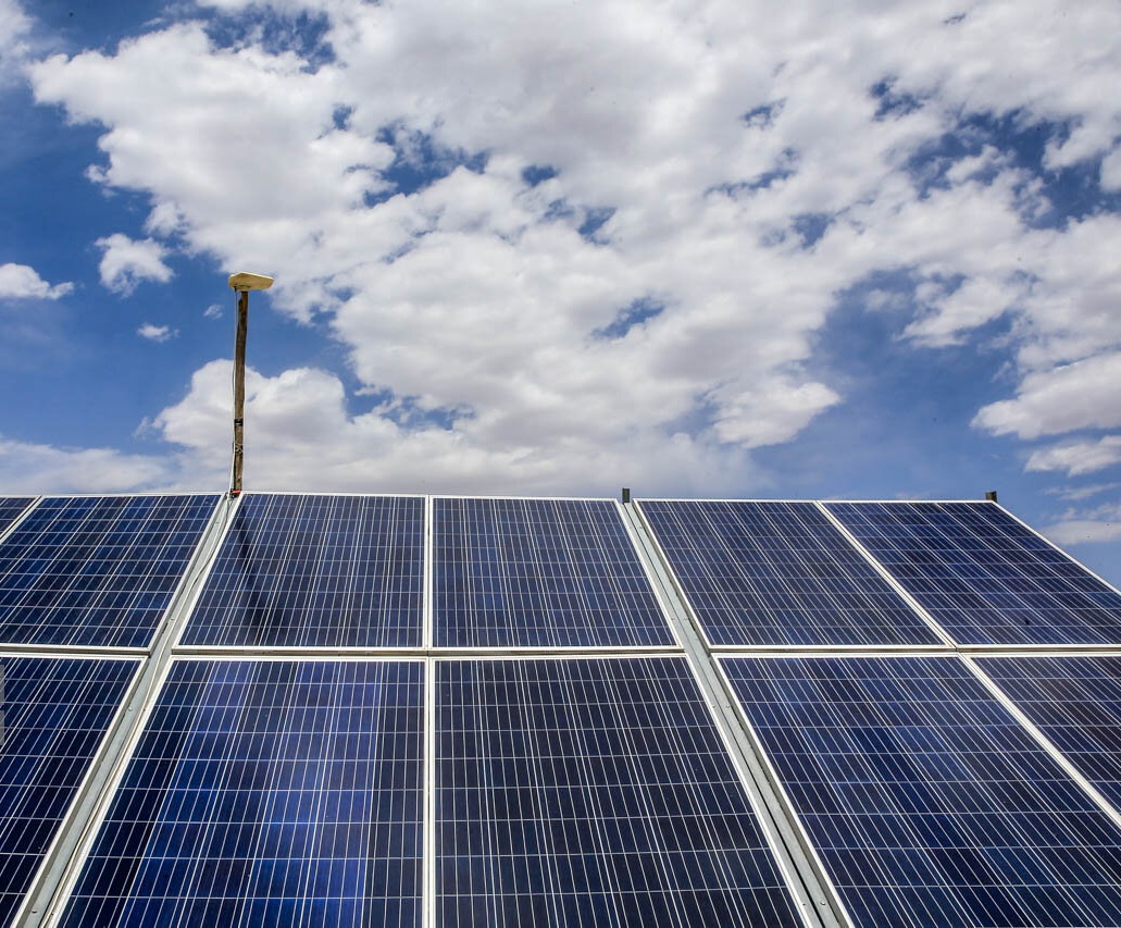 نیروگاه ۱۰ مگاواتی خورشیدی به شبکه سراسری برق کشور متصل شد