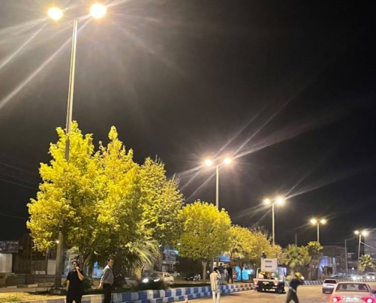 تعویض چراغ‌های فرسوده معابر استان ایلام با چراغ‌های پربازده LED در مسیر زائرین اربعین