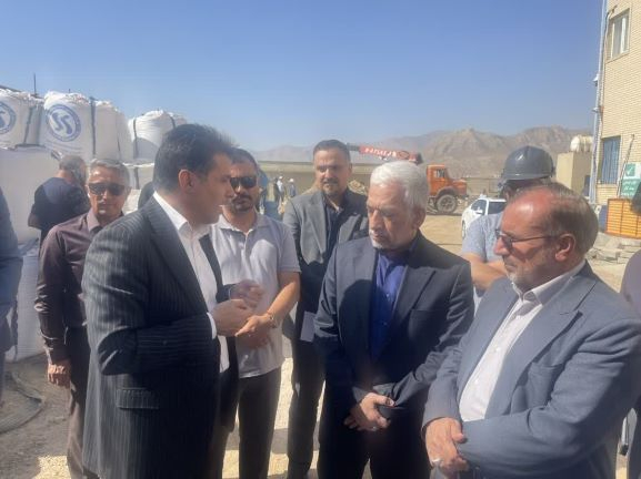 معاون آب و آبفای وزیر نیرو از پروژه‌های آبرسانی غرب استان البرز بازدید کرد