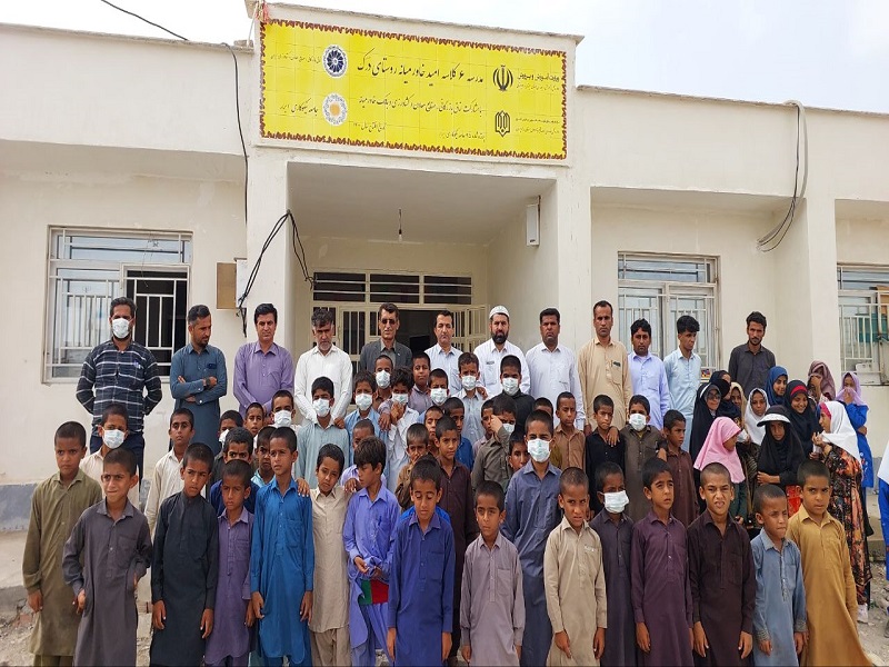 برق ۱۰ مدرسه خیرساز در سیستان و بلوچستان رایگان تامین شد