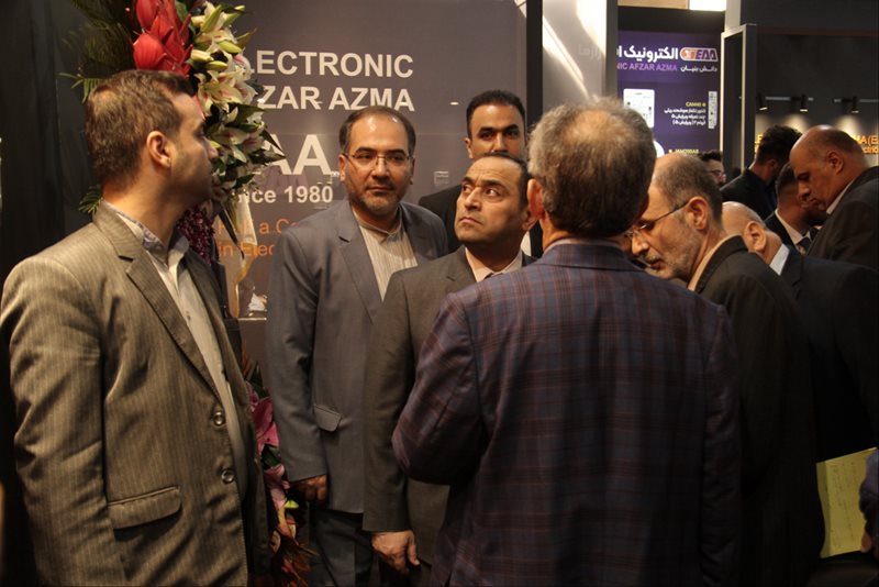 گزارش تصویری/ بازدید وزیر برق عراق و معاون وزیر نیرو از نمایشگاه و فن بازار صنعت برق