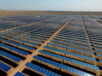 احداث نیروگاه خورشیدی ۱۰۰ کیلوواتی در شرکت برق منطقه ای باختر