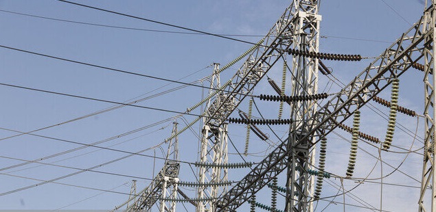 بیش از ۱۷ کیلومتر شبکه برق در شهرستان حمیدیه توسعه یافت