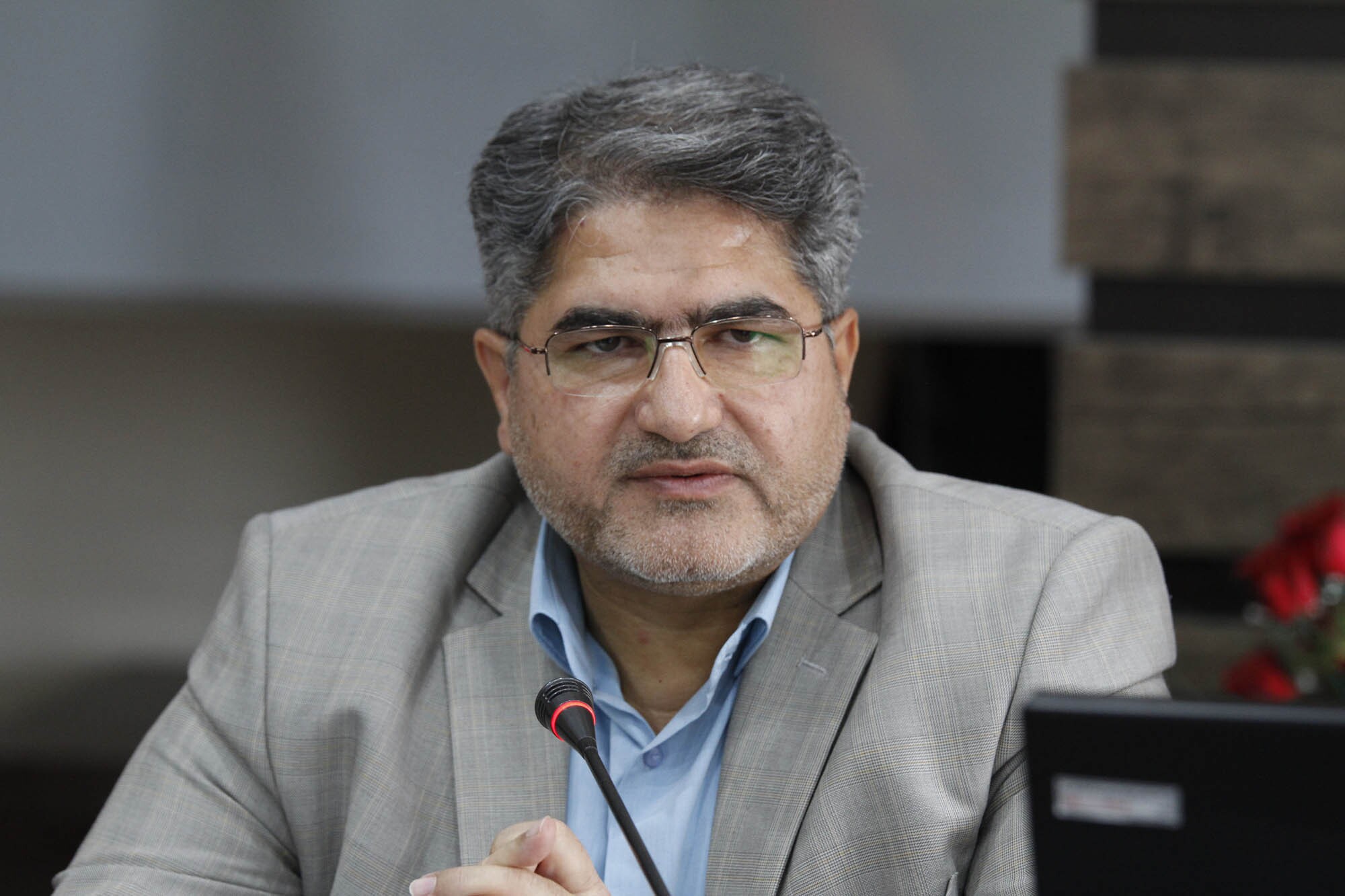 افزودن ۳ هزار مشترک جدید به شبکه توزیع برق فارس