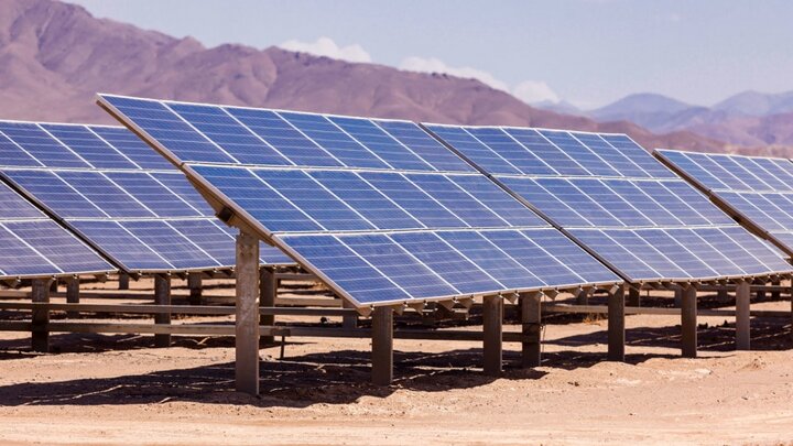 اجرای ۶۲۸ طرح نیروگاه خورشیدی توسط مددجویان کمیته امداد ایلام