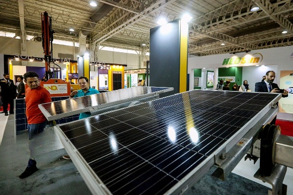 خرید و فروش ١٠٣ میلیون کیلووات ساعت برق سبز نیروگاه‌های تجدیدپذیر در بورس انرژی