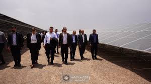 🎥 ویدئو/ افتتاح پروژه نیروگاه خورشیدی یک مگاواتی نائین